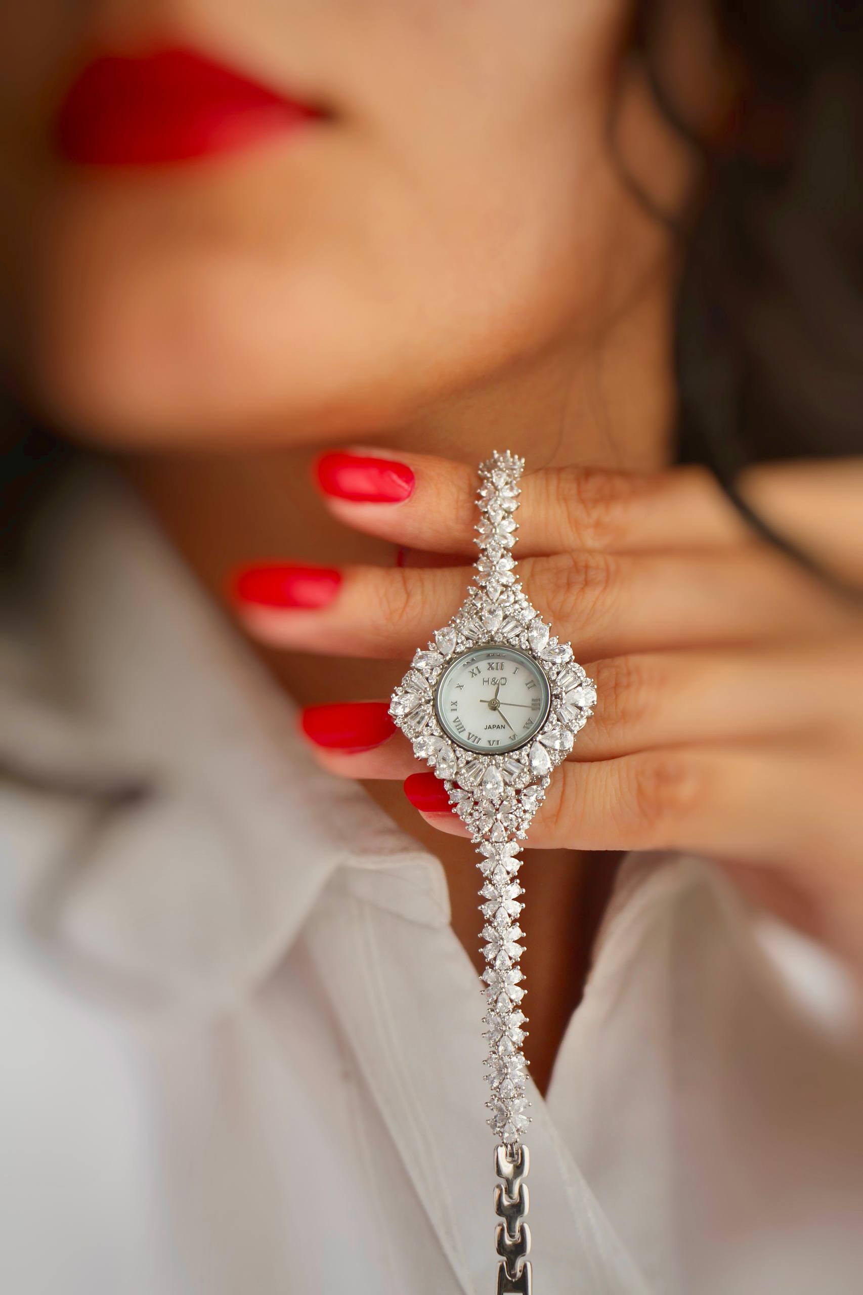 ساعت نقره زنانه
